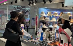 从平台下线后小店又在路边“上线”了-网红小店经营